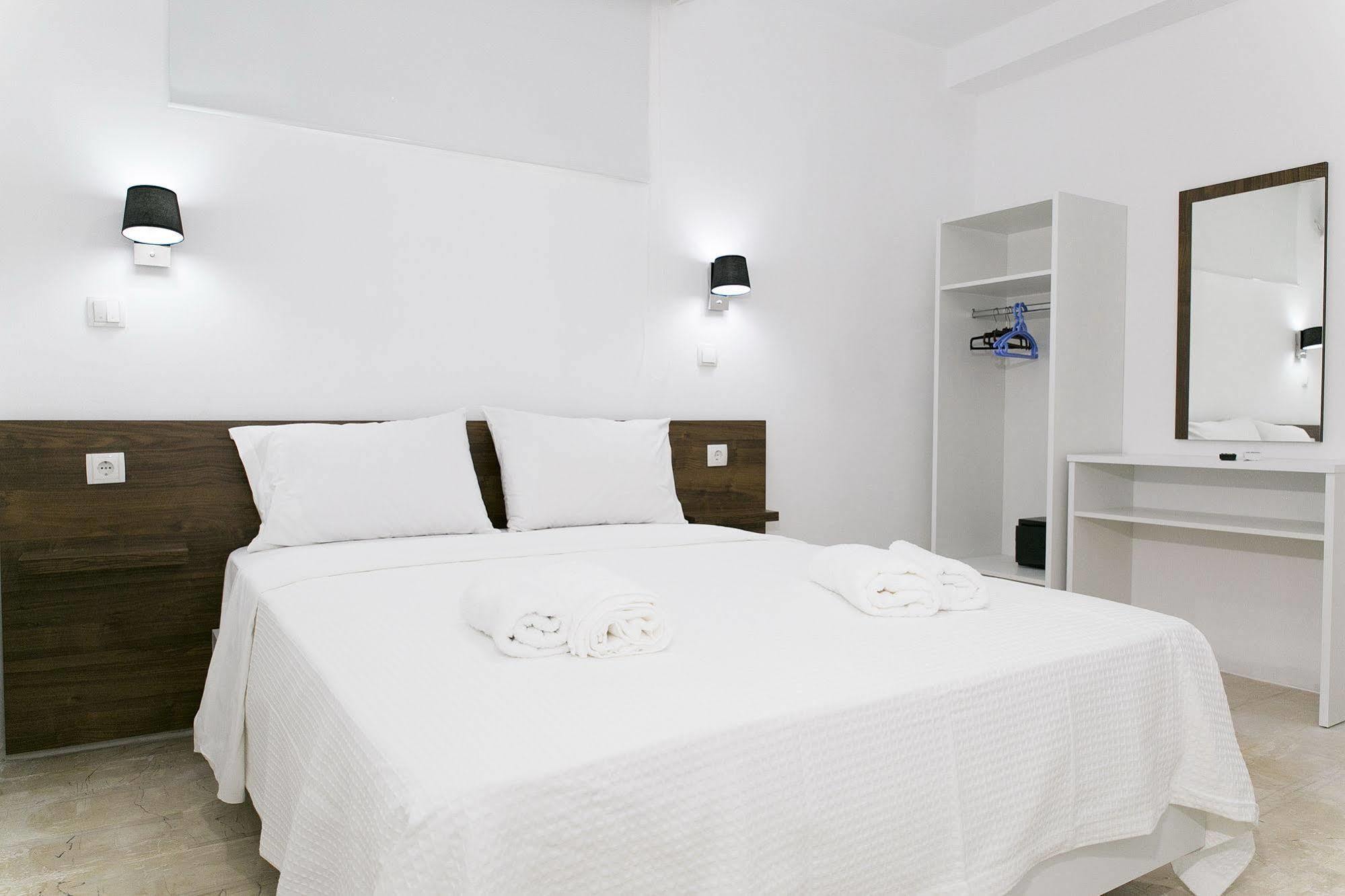 Kissamia Rooms - Next To Night Clubs Киссамос Экстерьер фото